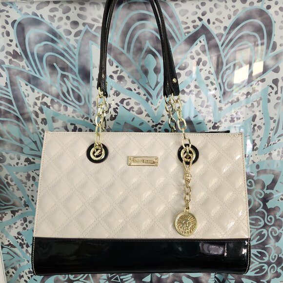 Anne Klein Quilted Patent Leather Purse, Cream Colored with Gold Chain Accents - Picture 1 of 8
